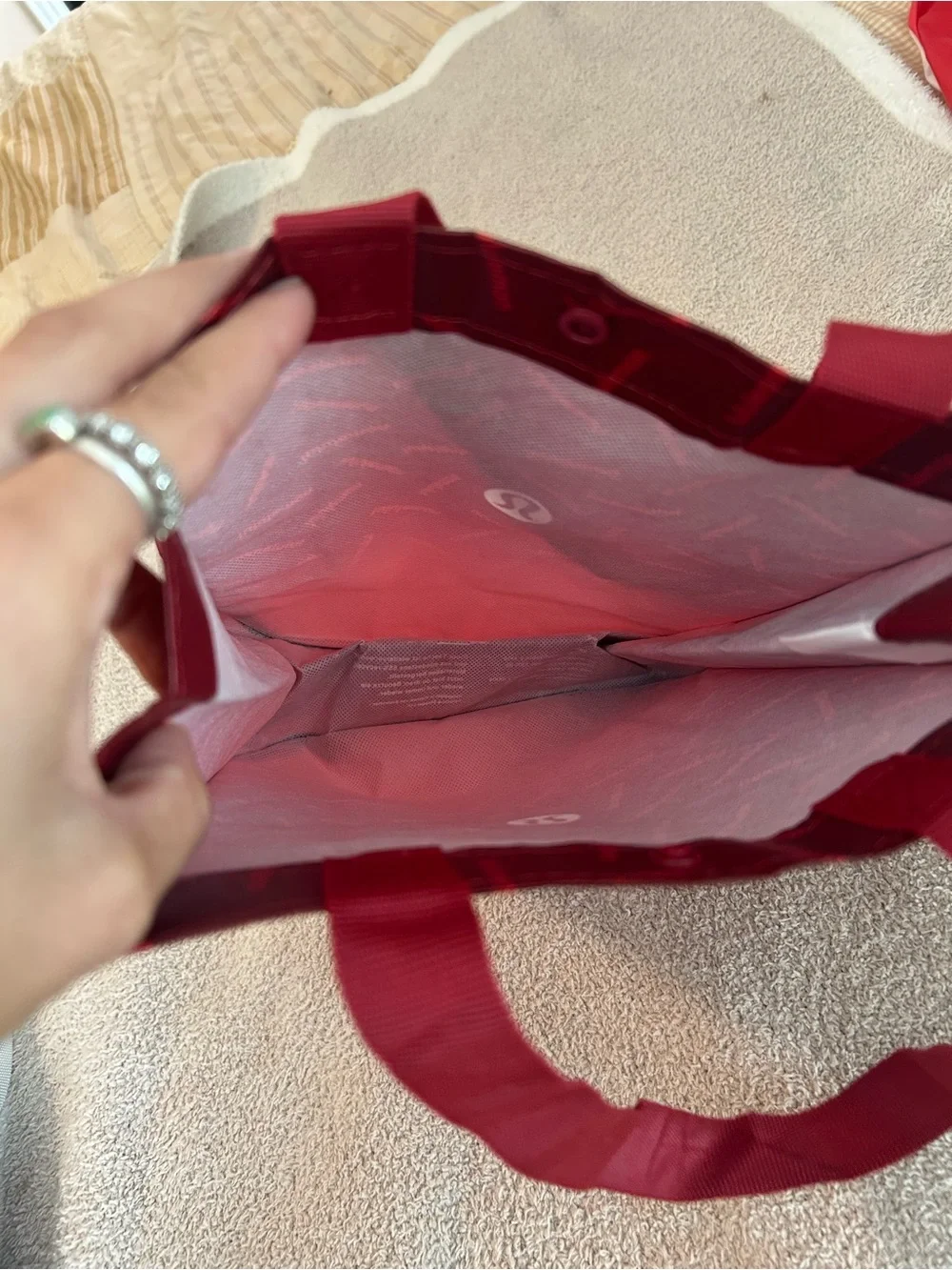 Red ombré Lululemon carry tote